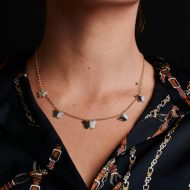 lantisor cu fluturi de argint suflat cu aur